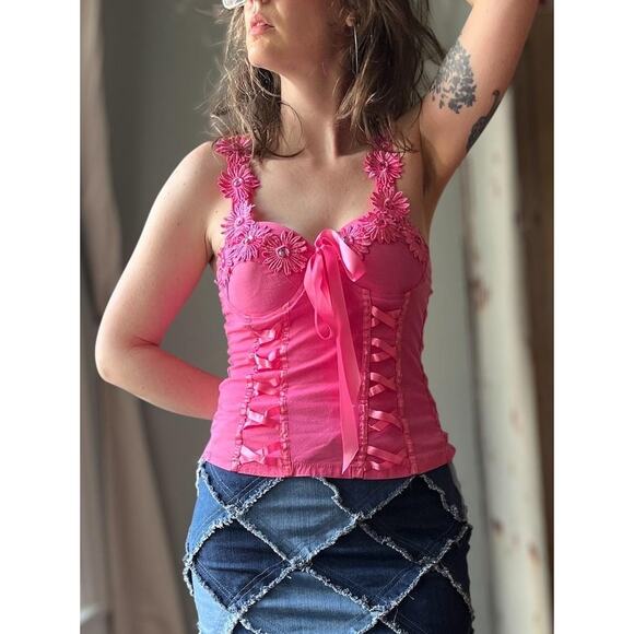 Vintage Tops - Vintage Y2K Hot Pink Coquette Bustier Top | Daisy Appliqué Cami | M